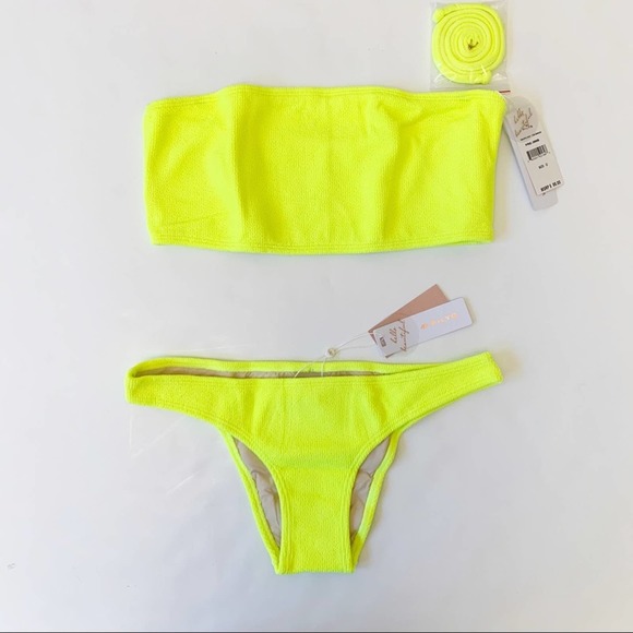 PilyQ Pineapple Reef Bikini Set D Cup & L bottoms - Picture 2 of 11
